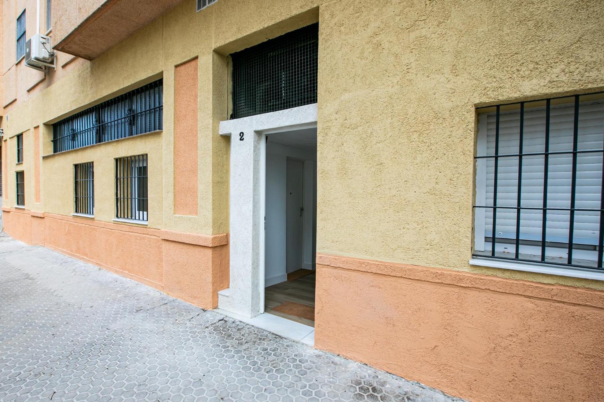 Hn Sevilla, Seville